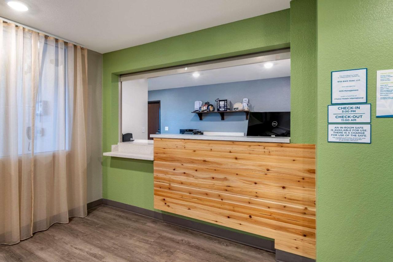 Woodspring Suites Brunswick Exterior foto
